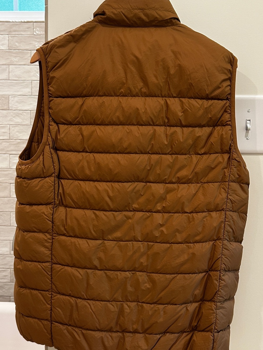 Uniqlo Tan Packable Puffer Vest - Picture 4 of 4